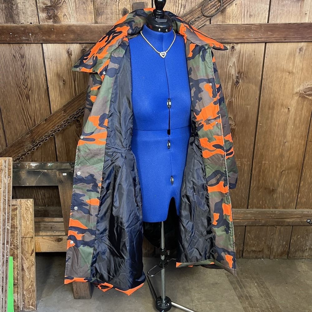 AZALEA WANG Midtown Peplum Puffer Trench Women's Size 1X Camo Orange Black - Picture 12 of 13